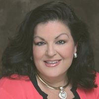 Linda Hanson Photo 33