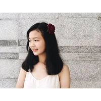 Christine Li Photo 9