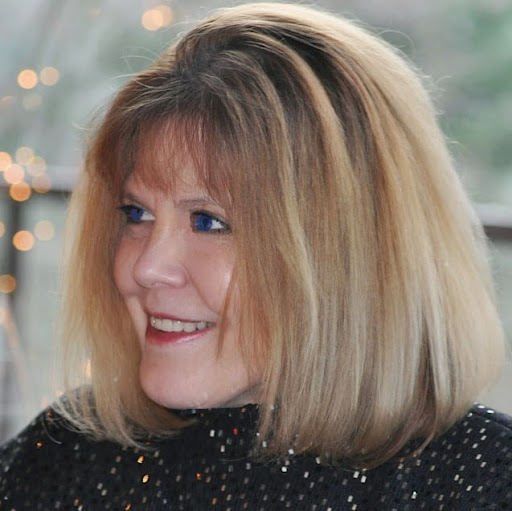 Lynn Jacobs Photo 35