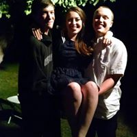 April Lofton Photo 7