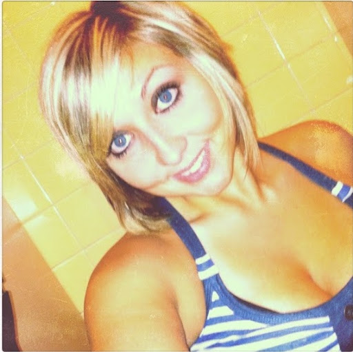 Jennifer Workman Photo 13