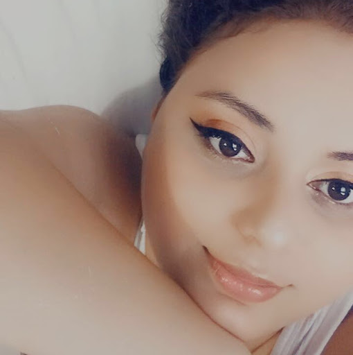 Dora Hernandez Photo 35