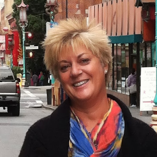 Leslie Kern Photo 28