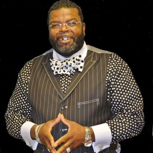 Charlie Sampson Photo 18