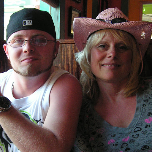 Marie Miller Photo 38