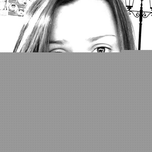 Caitlin Stack Photo 11