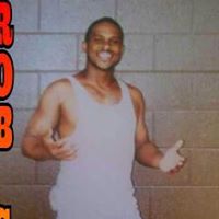 Robert Grant Photo 32