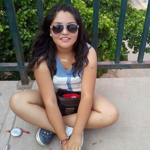 Maria Sandoval Photo 24
