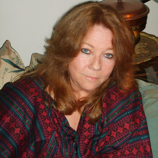 Erica Fuentes Photo 33