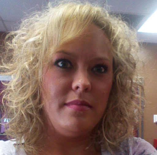 Angela Davidson Photo 34