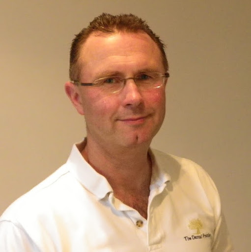 Neil Chapman Photo 30