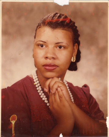 Jacqueline Hawkins Photo 19