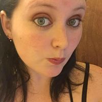 Taylor Walters Photo 18