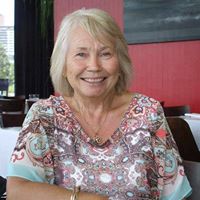 Christine Schofield Photo 13