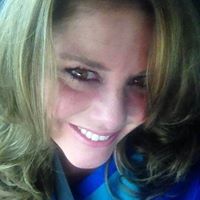 Elizabeth Callen Photo 5