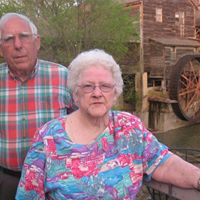 Martha Reynolds Photo 3