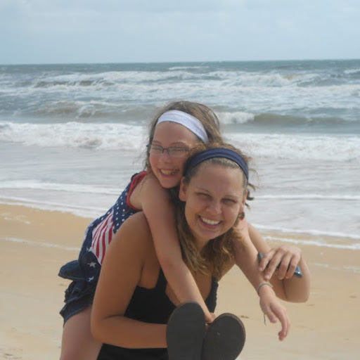 Michele Caldwell Photo 28