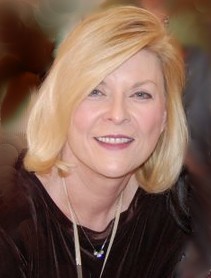 Lisa Littleton Photo 17