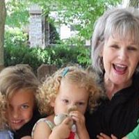 Laurie Elliott Photo 7