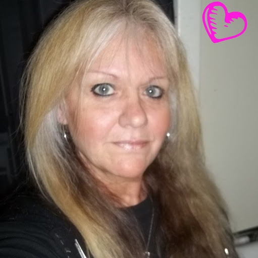 Vickie Davis Photo 25