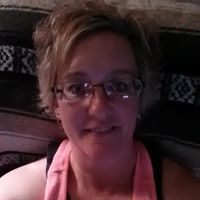 Renee Leonard Photo 32