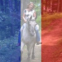 Sarah Whitten Photo 14