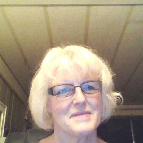Karen Reese Photo 25