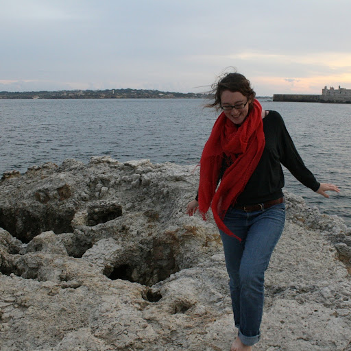 Danielle Morris Photo 24