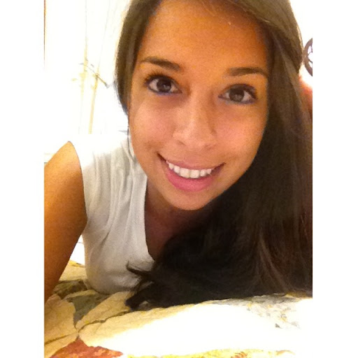 Christina Fuentes Photo 17