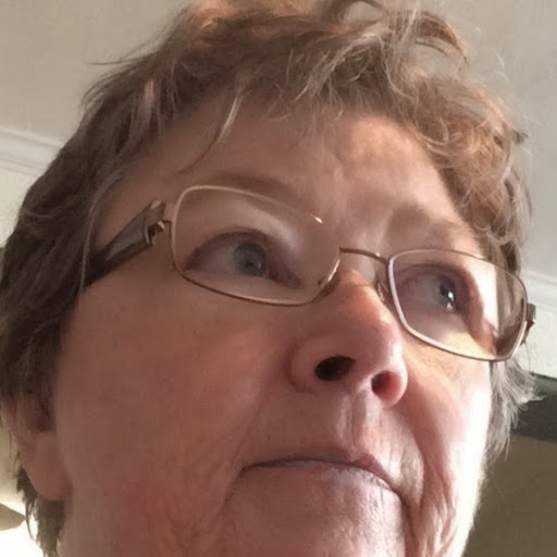 Susan Hobbs Photo 30