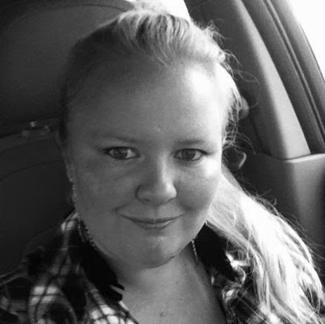 Christine Montgomery Photo 9