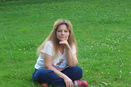 Brenda Hanes Photo 22