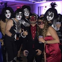 Derrick Hart Photo 16