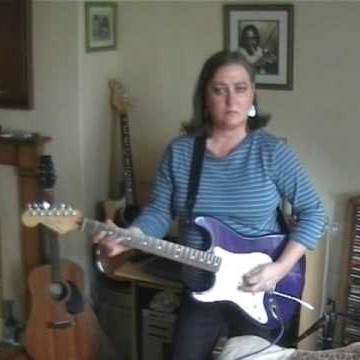 Anne Davidson Photo 40