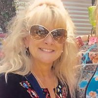 Janet Barlow Photo 37
