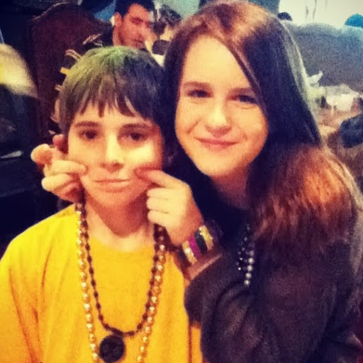 Laura Nichols Photo 18