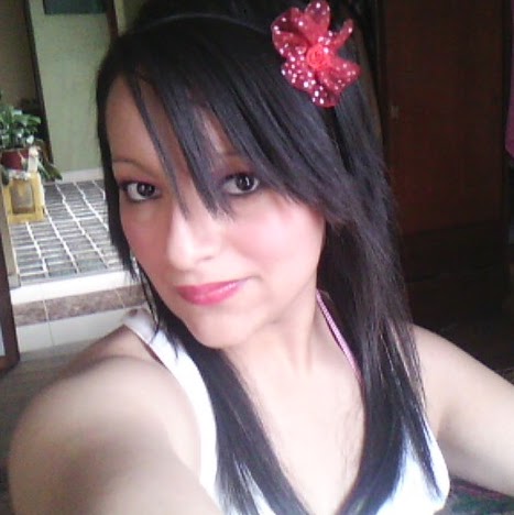 Angela Aponte Photo 10