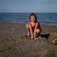 Barbara Biddle Photo 13