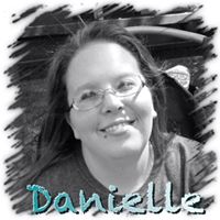 Danielle Paul Photo 25