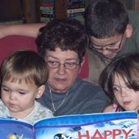 Amanda Hayes Photo 31