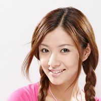 Julie Wynne Photo 19