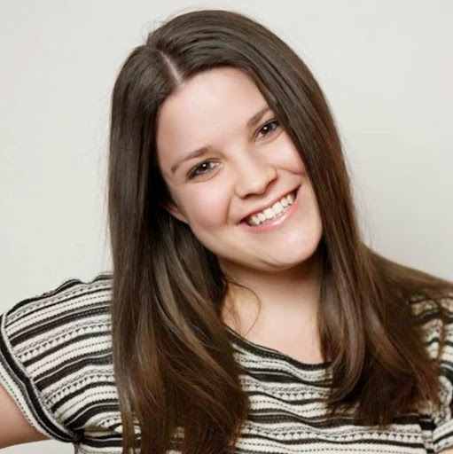 Kelly Rogers Photo 7