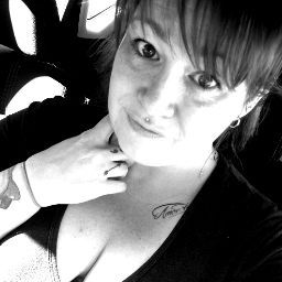 Lisa Fowler Photo 13