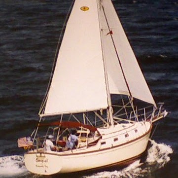 Laurie Thompson Photo 14