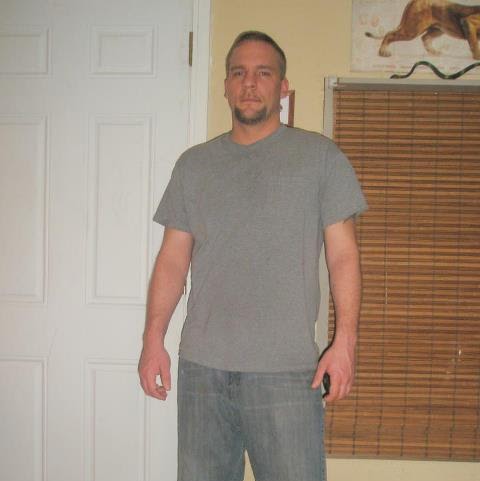 Travis Ray Photo 30