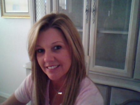 Terri Anderson Photo 32