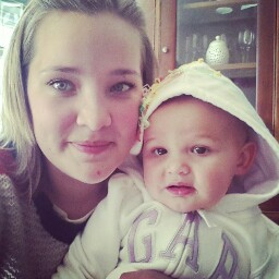 Charlotte Rose Photo 8