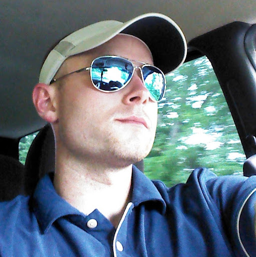 Jeffrey Compton Photo 23