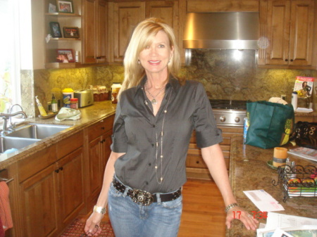 Lisa Gallant Photo 30