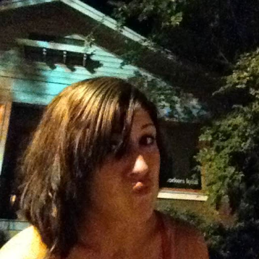 Erica Cochran Photo 27